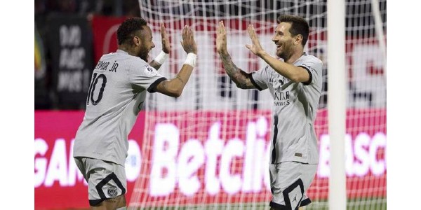 Neymar scorede 4 mål alene, og Messi er den bedste i kampen
